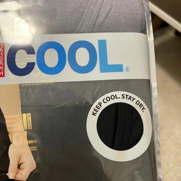 Brand New 3-Pack Women's Small 32 Degrees COOL Short Sleeve Scoop Neck Shirts - Picture 6 of 10